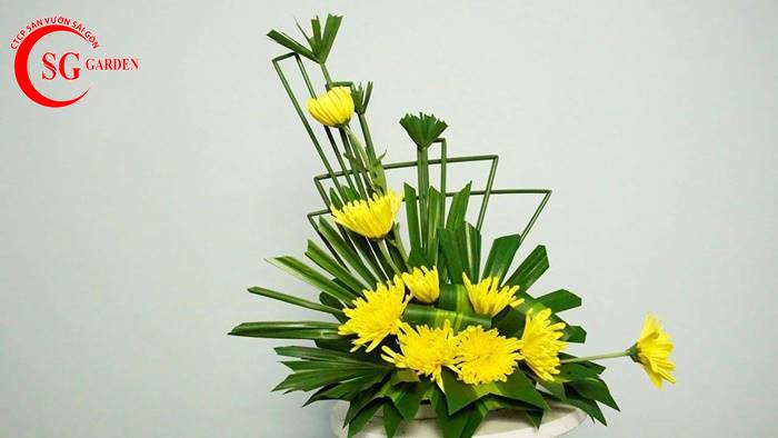 10+ Mẫu Cắm Hoa Cúc Vàng Để Bàn Thờ